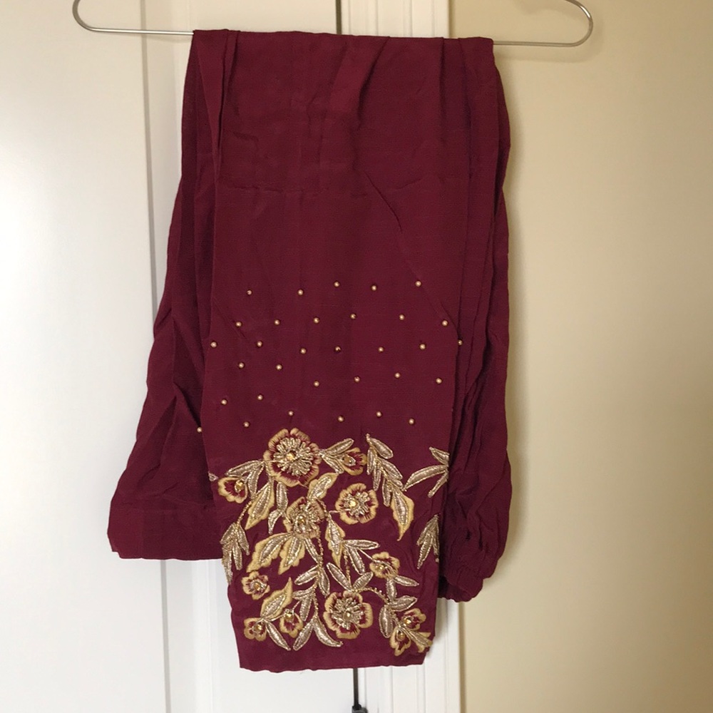 Party/Eid maroon shalwar kameez - Picture 4 of 6